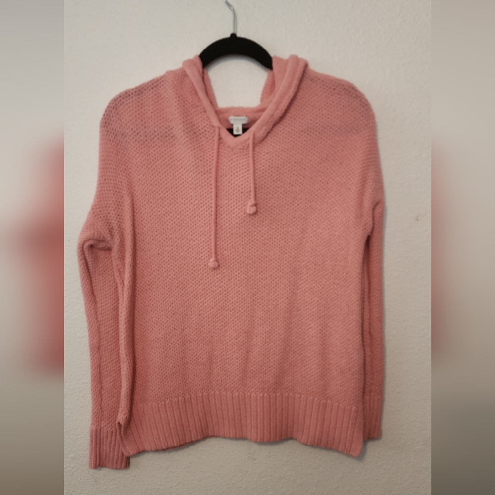 Medium Women's Sonoma, Salmon Color knitted hooded sweatshirt, Soft and comfy.